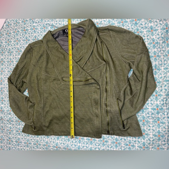 Green G by Giuliana Lounge Set - Picture 6 of 16